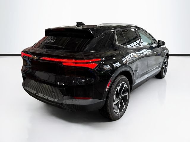 New 2026 Chevrolet Equinox EV LT AWD/4WD image 6