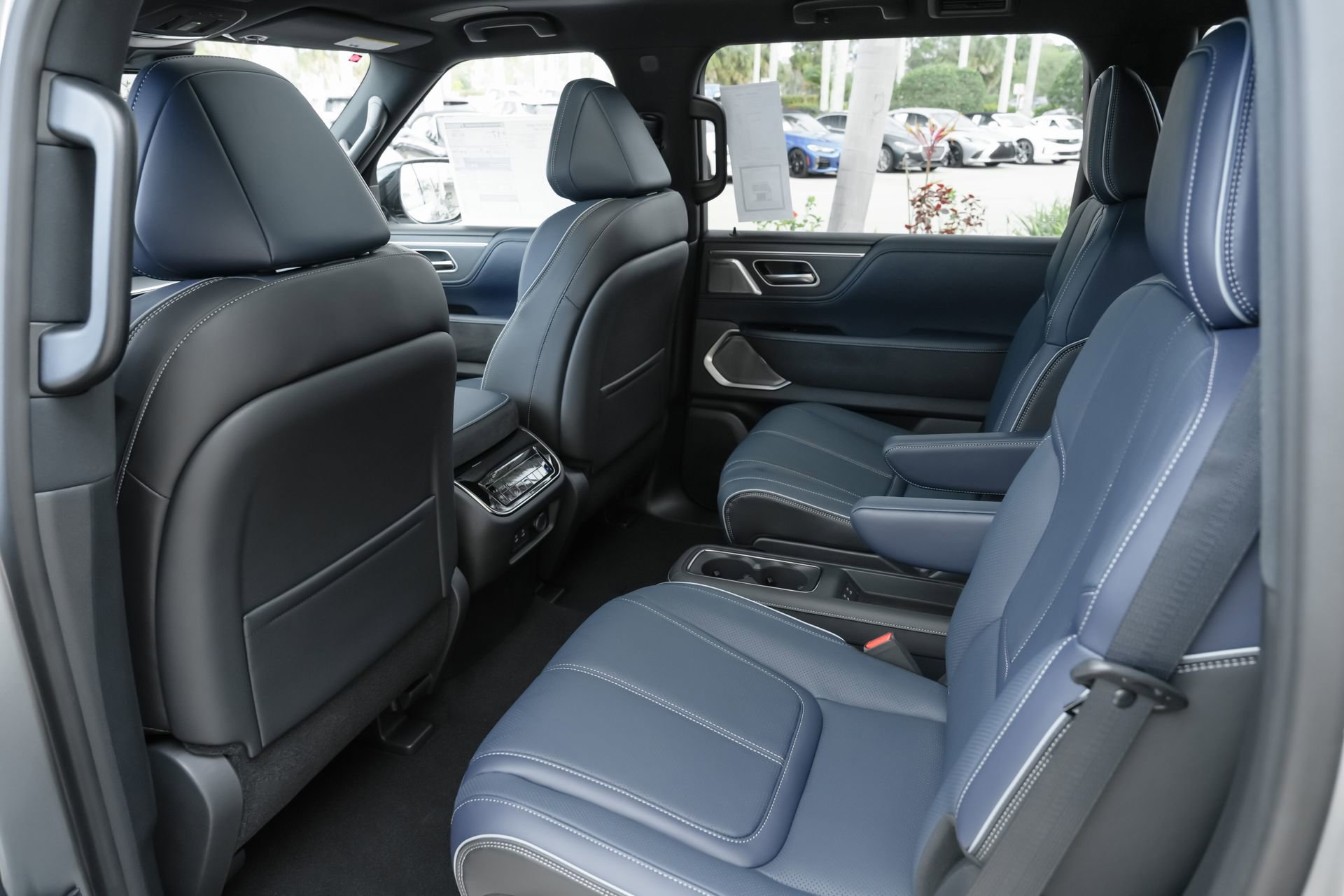 New 2026 INFINITI QX80 4WD w/ Sport Exterior Package image 28