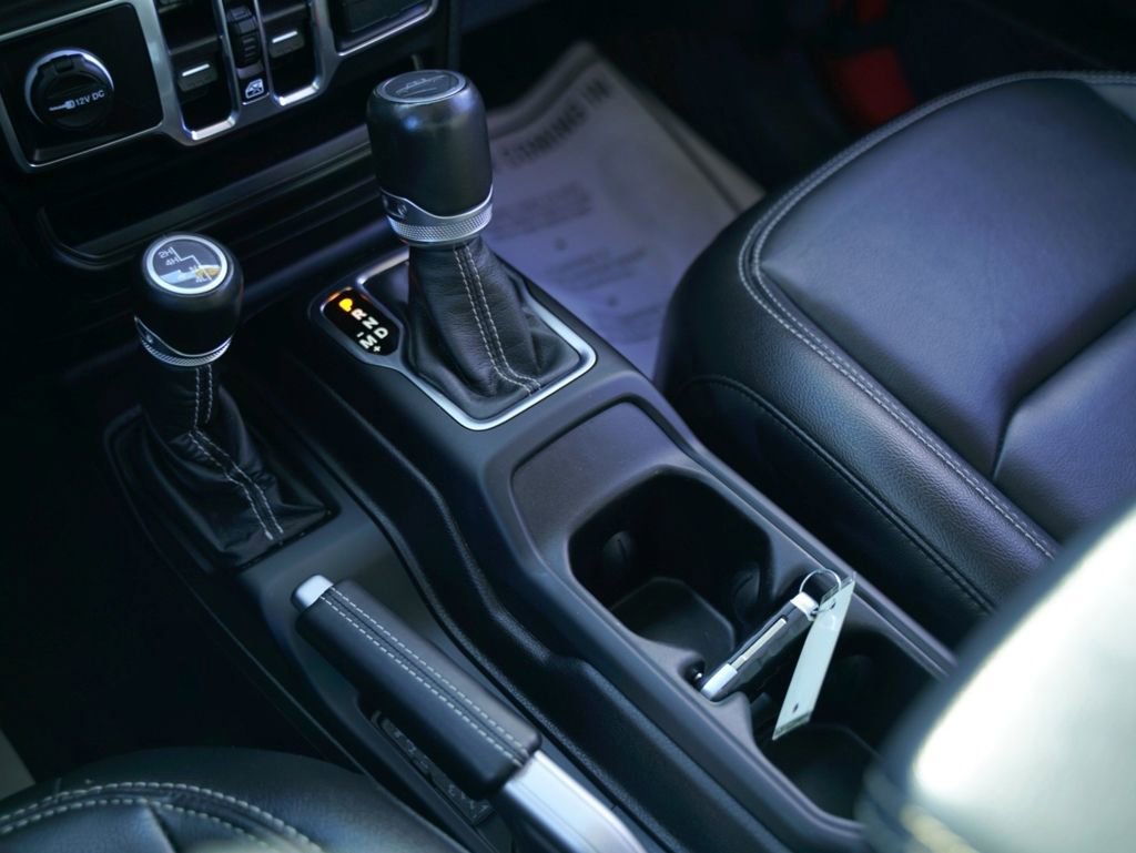 Used 2021 Jeep Gladiator Overland w/ Popular Equipment Package image 16