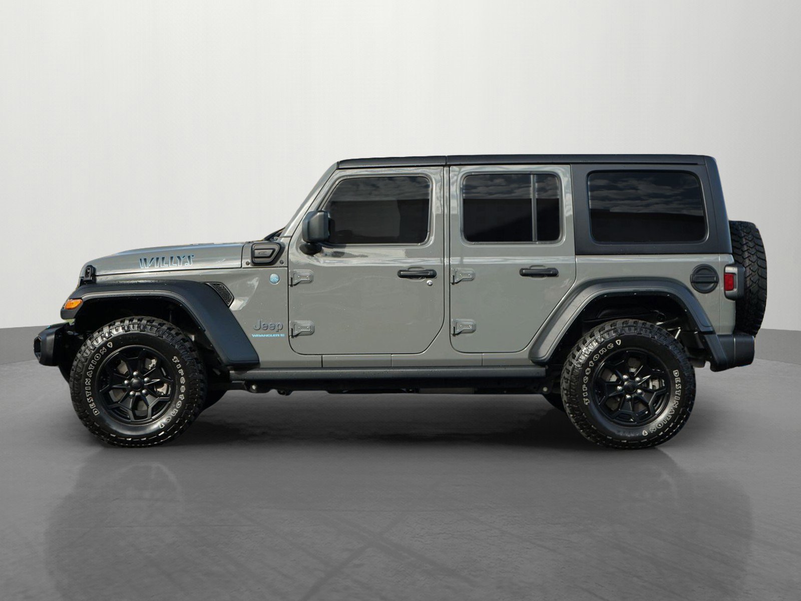 Used 2023 Jeep Wrangler Unlimited w/ Cold Weather Group image 4