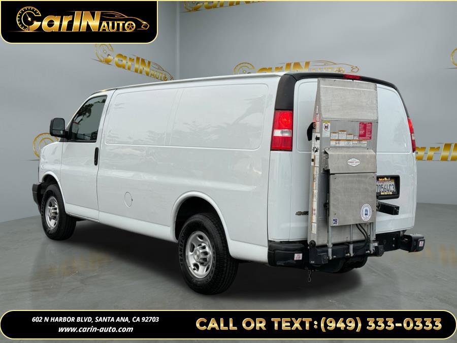 Used 2020 Chevrolet Express 3500 w/ Driver Convenience Package image 1