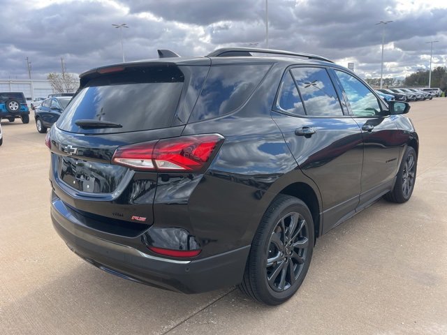 Used 2022 Chevrolet Equinox RS w/ LPO, Floor Liner Package image 4