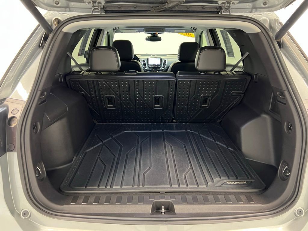 Used 2023 Chevrolet Equinox Premier image 29