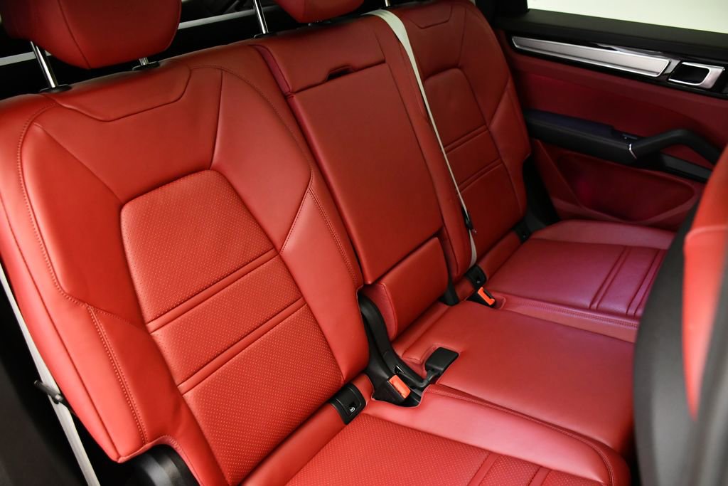 Used 2023 Porsche Cayenne image 56