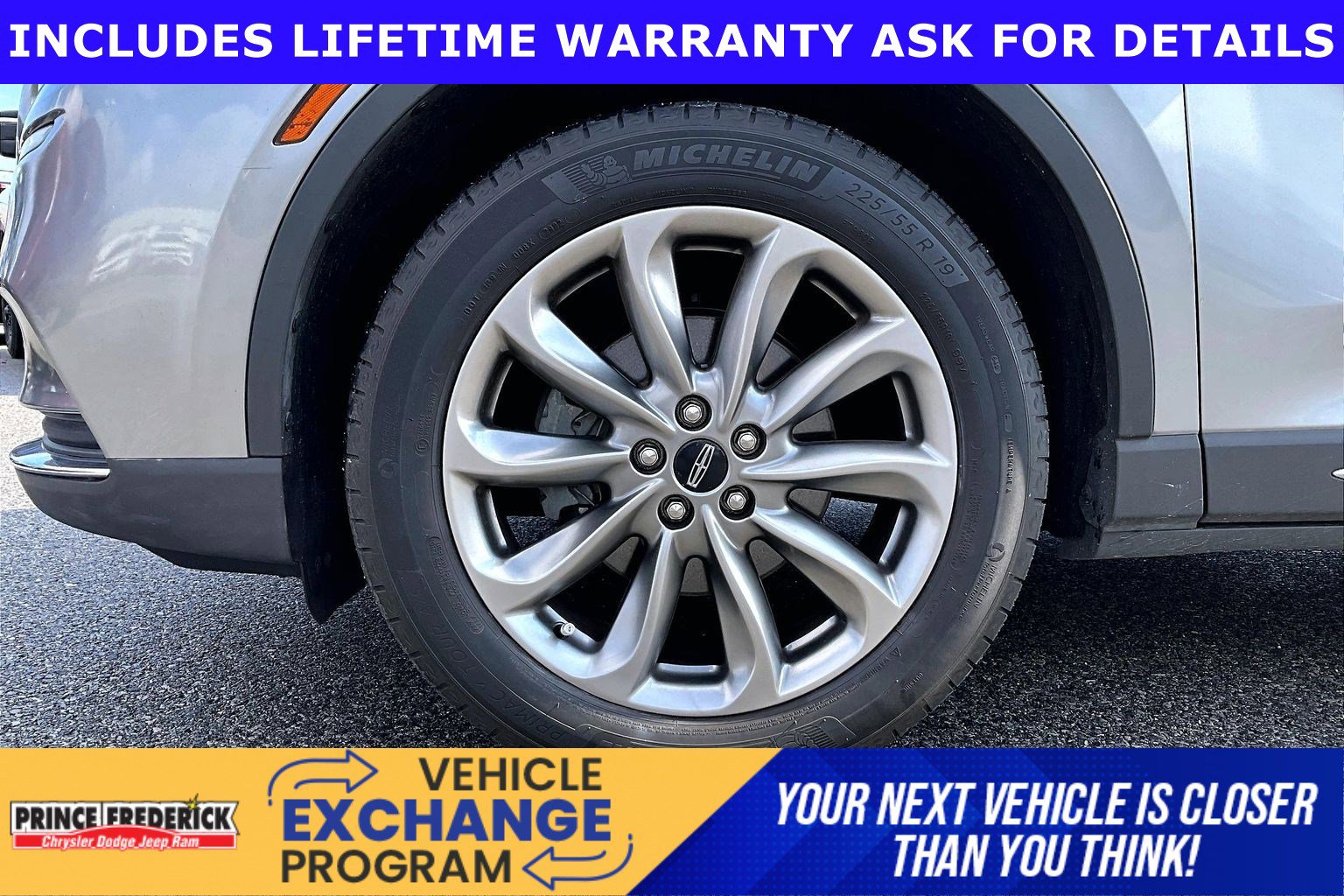 Used 2022 Lincoln Corsair AWD w/ Premium Package image 8