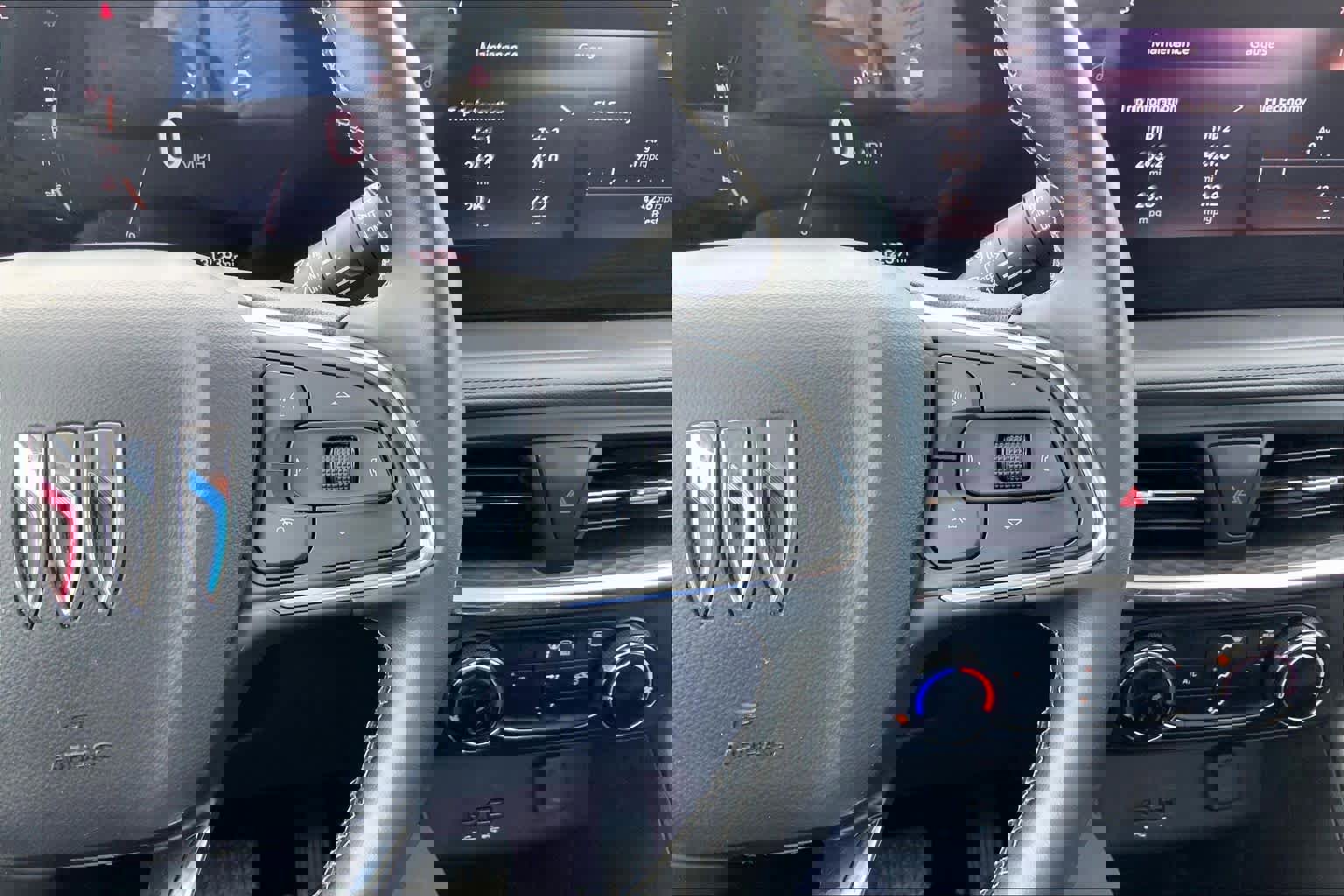 Used 2024 Buick Encore GX Preferred image 23