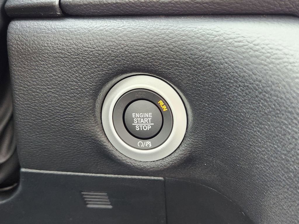 New 2026 Chrysler Pacifica Select w/ S Appearance Package image 25