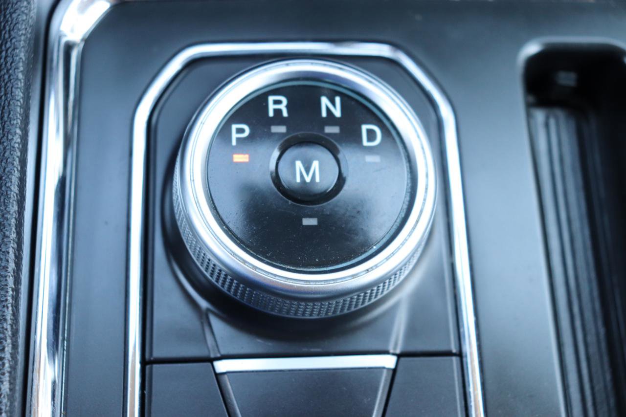 Used 2024 Ford Expedition XLT AWD/4WD image 42