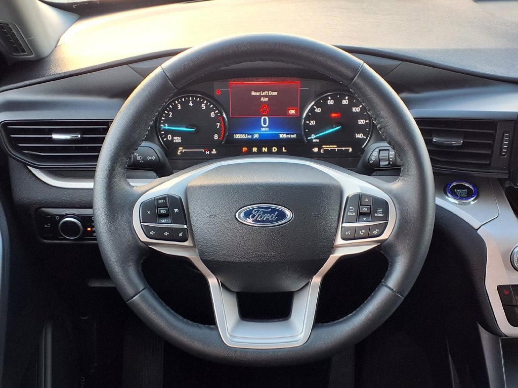 Used 2024 Ford Explorer XLT RWD image 13