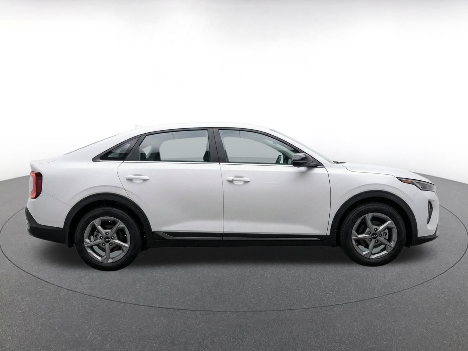 Used 2025 Kia K4 FWD image 14