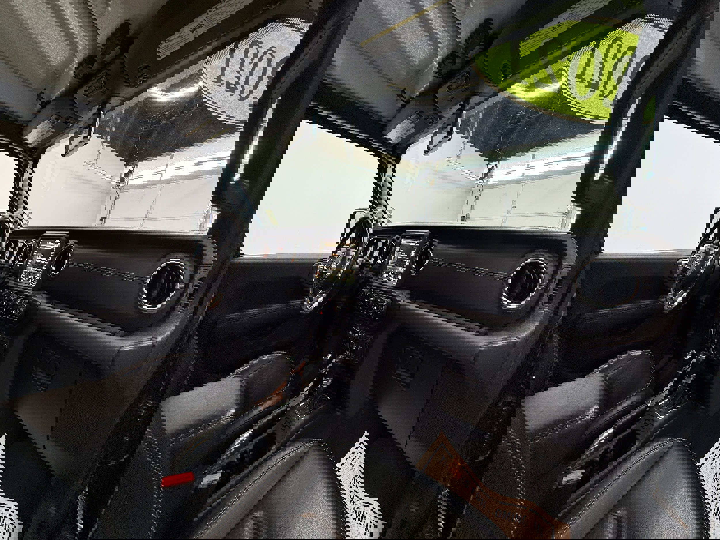 Used 2021 Jeep Wrangler Unlimited Sahara image 23