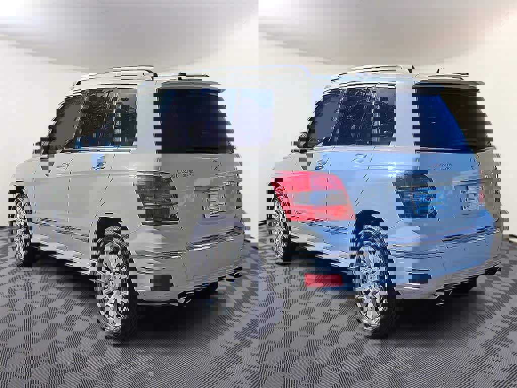 Used 2011 Mercedes-Benz GLK 350 2WD image 6