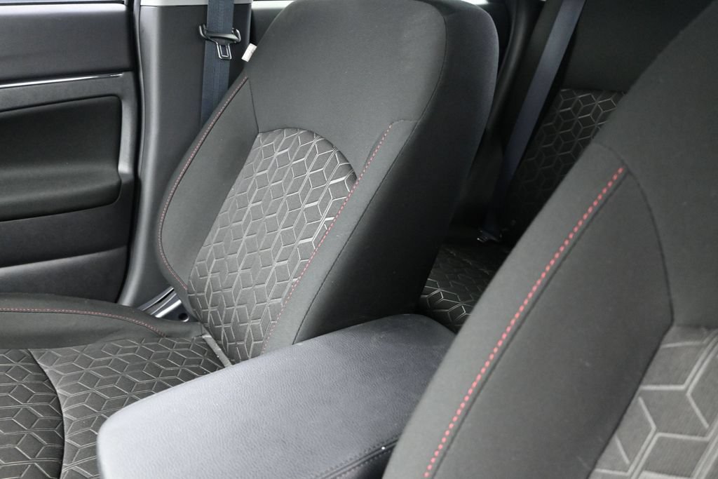 Used 2022 Mitsubishi Outlander Sport LE AWD/4WD image 14