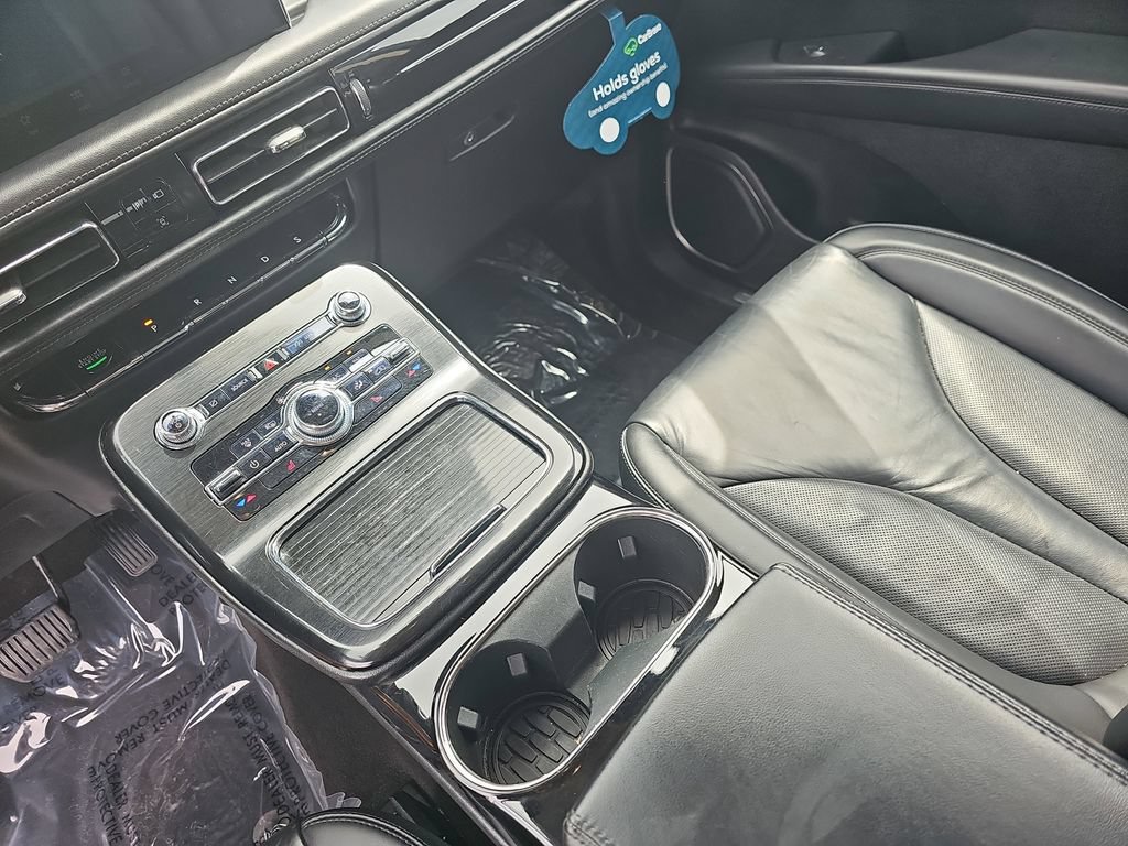 Used 2021 Lincoln Nautilus AWD w/ Equipment Group 101A image 27