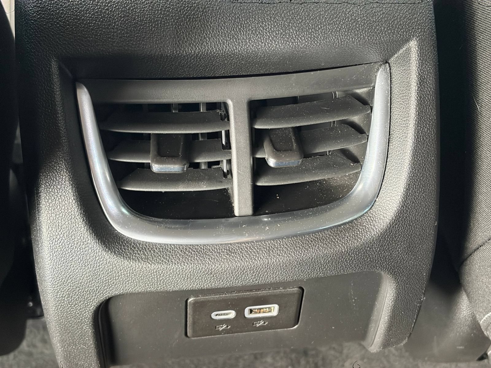 Used 2026 Chevrolet Blazer LT FWD image 24