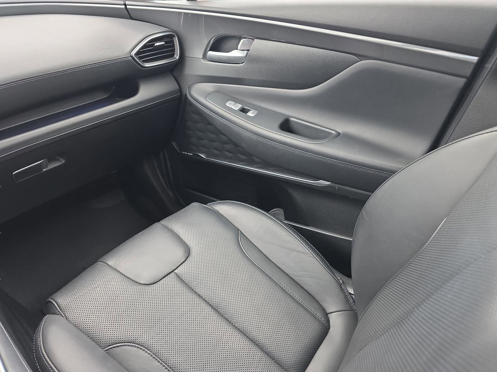 Used 2023 Hyundai Santa Fe Calligraphy image 28