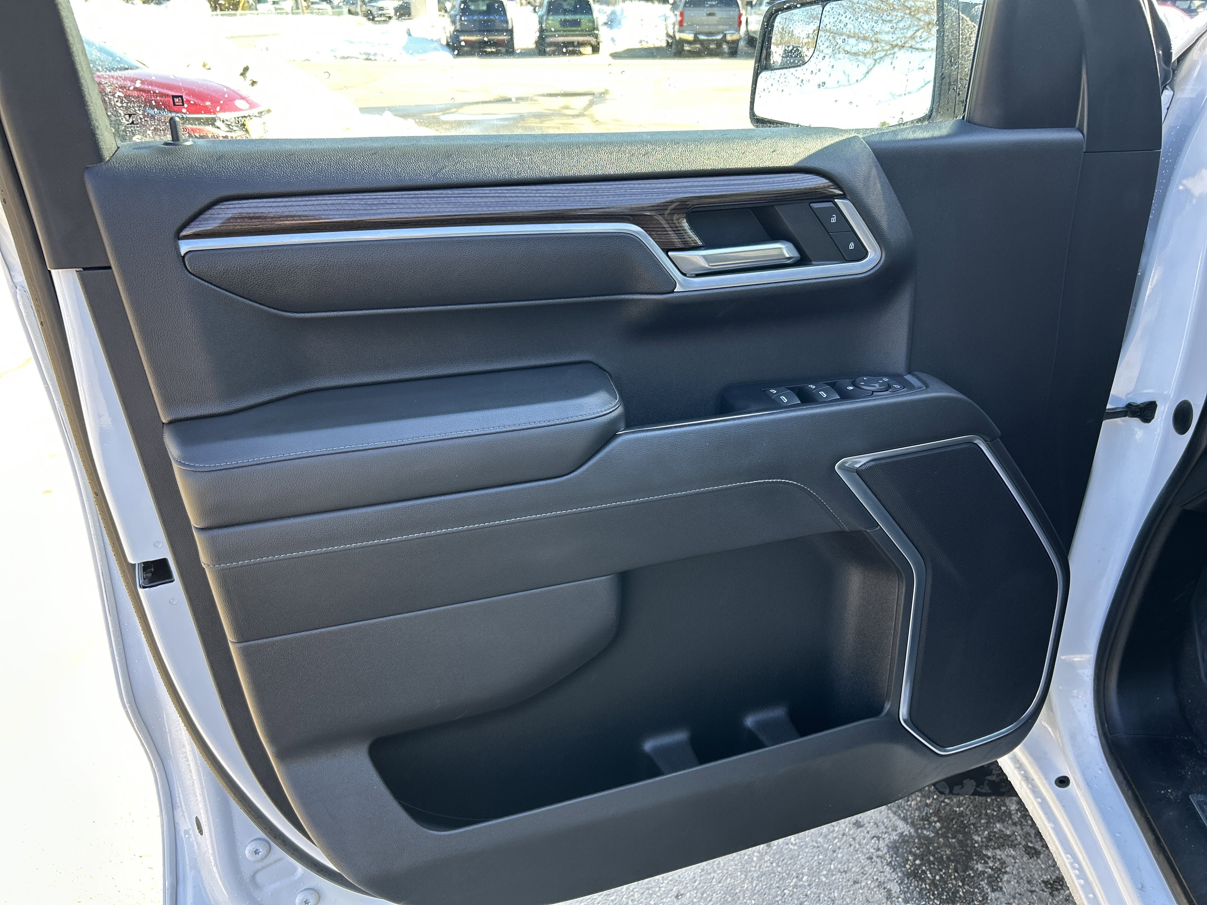 Used 2022 Chevrolet Silverado 1500 LT image 15