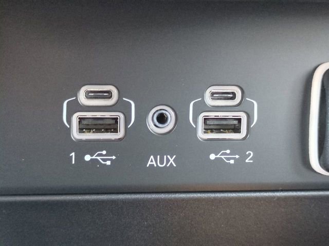 New 2025 Jeep Grand Cherokee Limited w/ Trailer Tow Package image 22