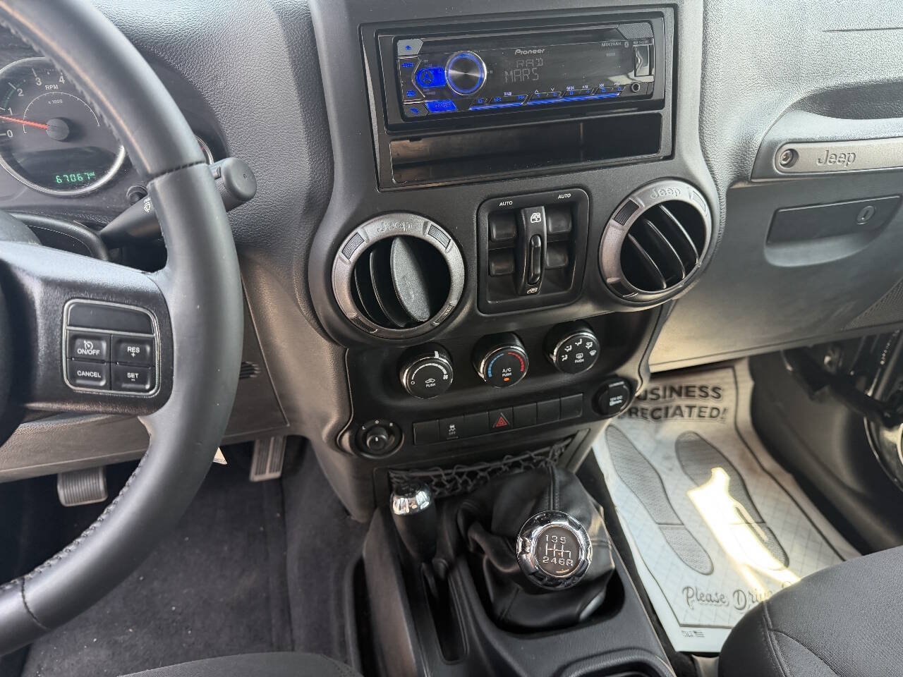 Used 2016 Jeep Wrangler Unlimited Sport w/ Quick Order Package 23S AWD/4WD image 13