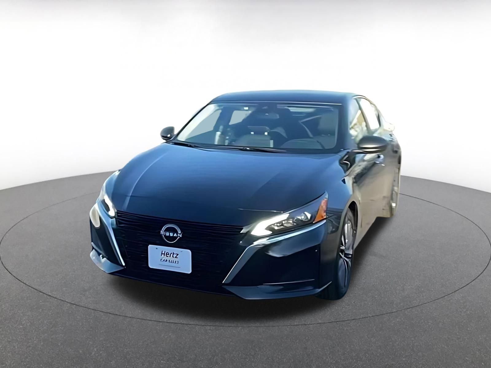 Used 2025 Nissan Altima 2.5 SV image 7