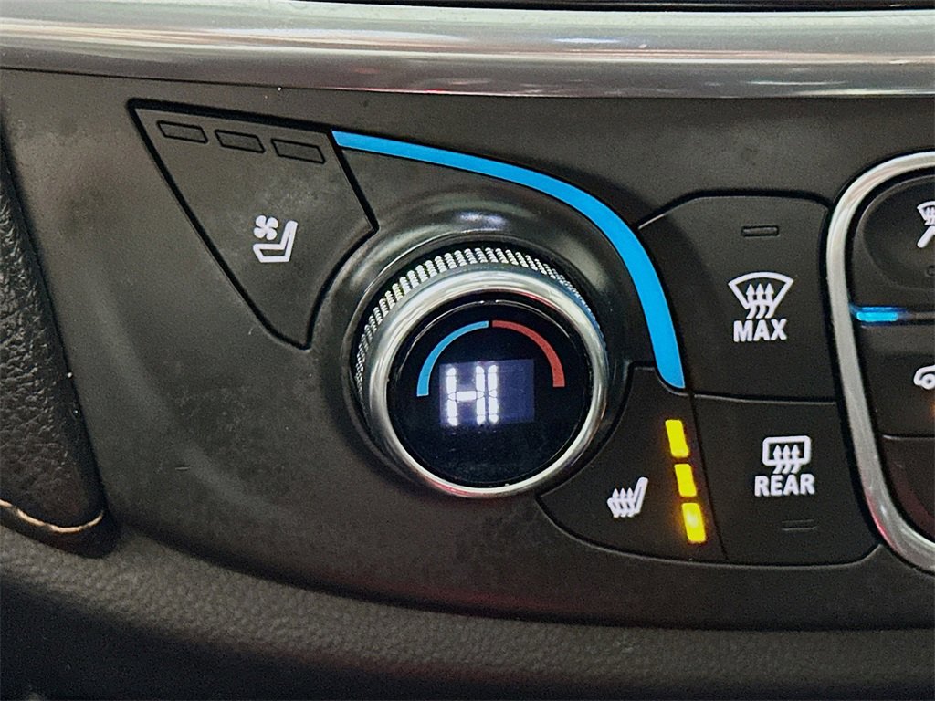 Used 2020 Chevrolet Traverse Premier w/ Redline Edition image 21