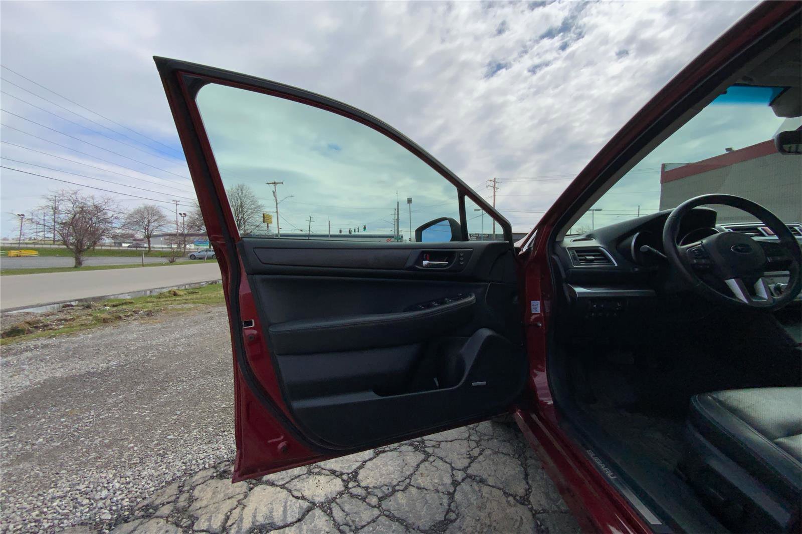 Used 2017 Subaru Legacy 2.5i Limited image 19