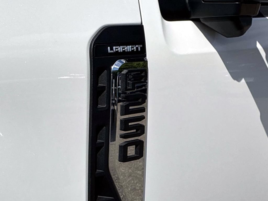Used 2024 Ford F250 Lariat w/ Lariat Ultimate Package AWD/4WD image 16