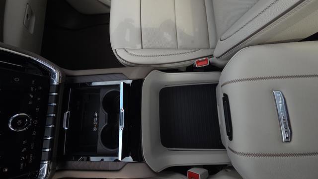 New 2026 GMC Yukon Denali w/ Sun & Power Step Package image 34