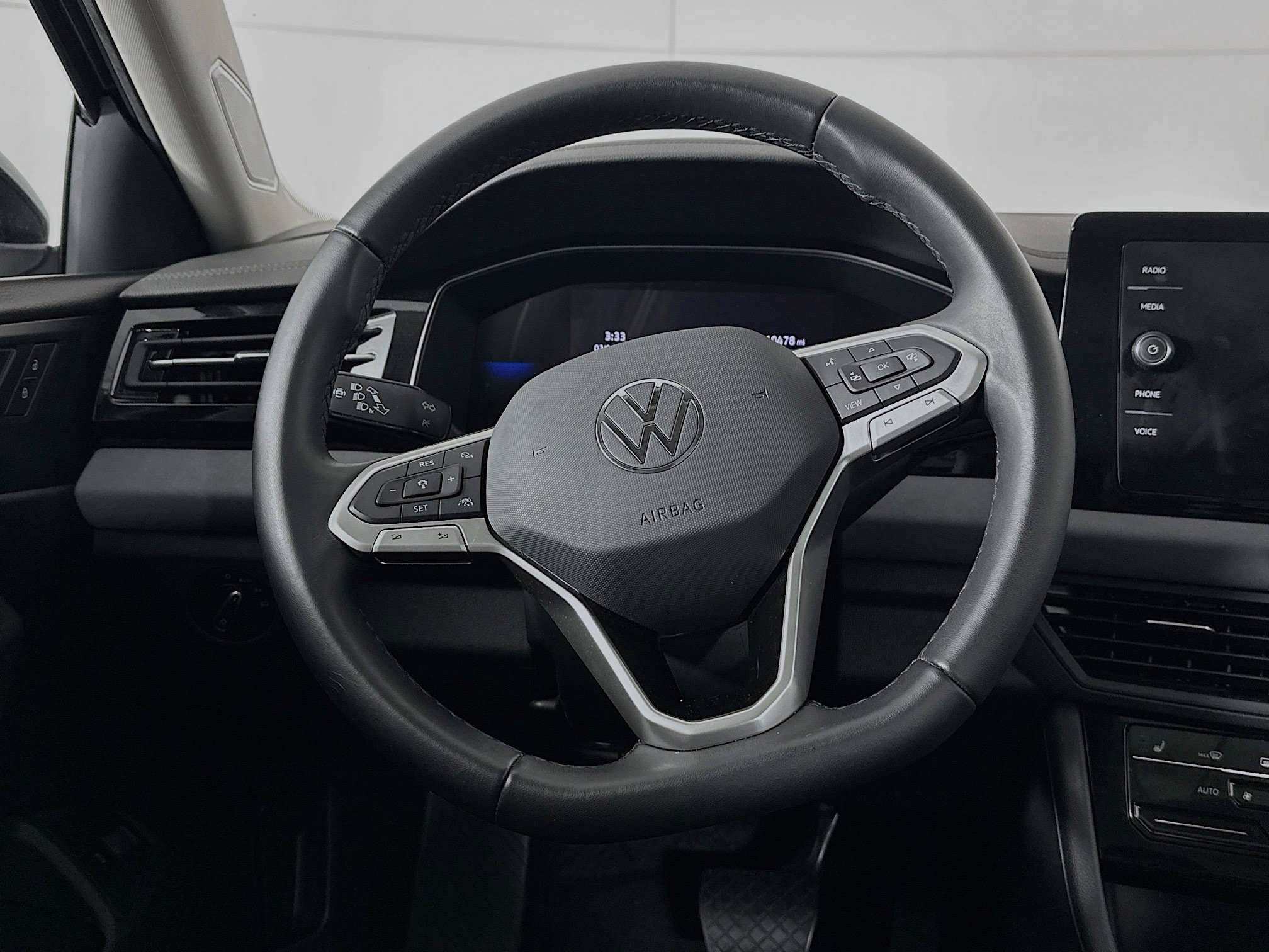 Used 2025 Volkswagen Jetta SE image 26