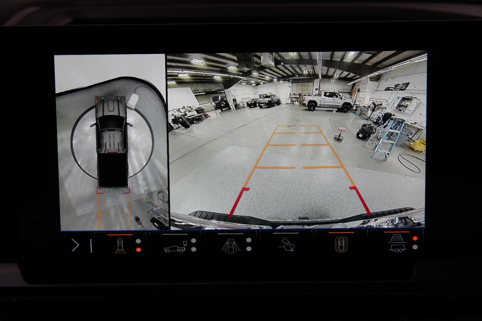 Used 2024 GMC Sierra 2500 SLT w/ SLT Convenience Package image 36