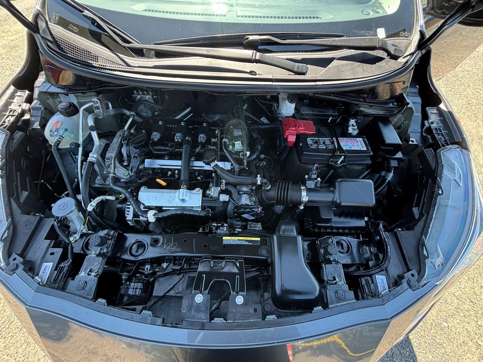 Used 2025 Nissan Versa SV FWD image 30