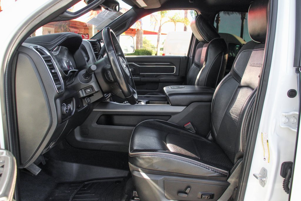 Used 2022 RAM 2500 Laramie w/ Night Edition image 17