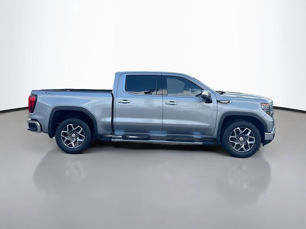 Used 2023 GMC Sierra 1500 SLT AWD/4WD image 8