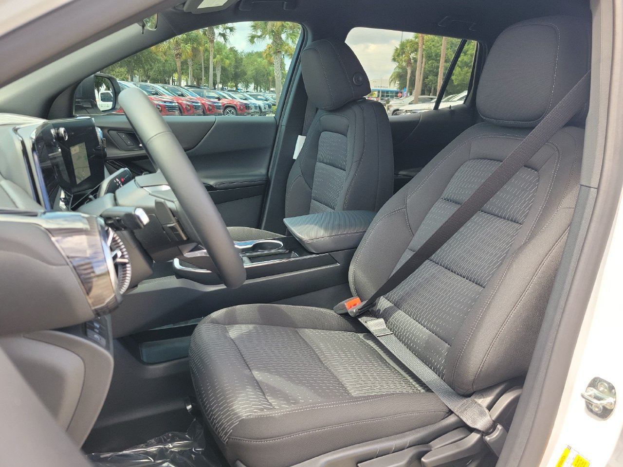 New 2027 Chevrolet Equinox LT FWD image 15