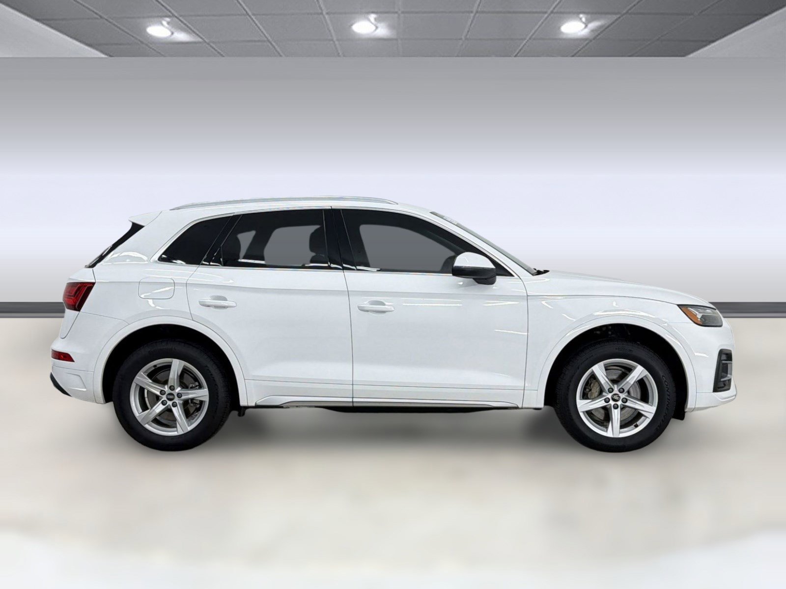 Used 2021 Audi Q5 Premium image 8