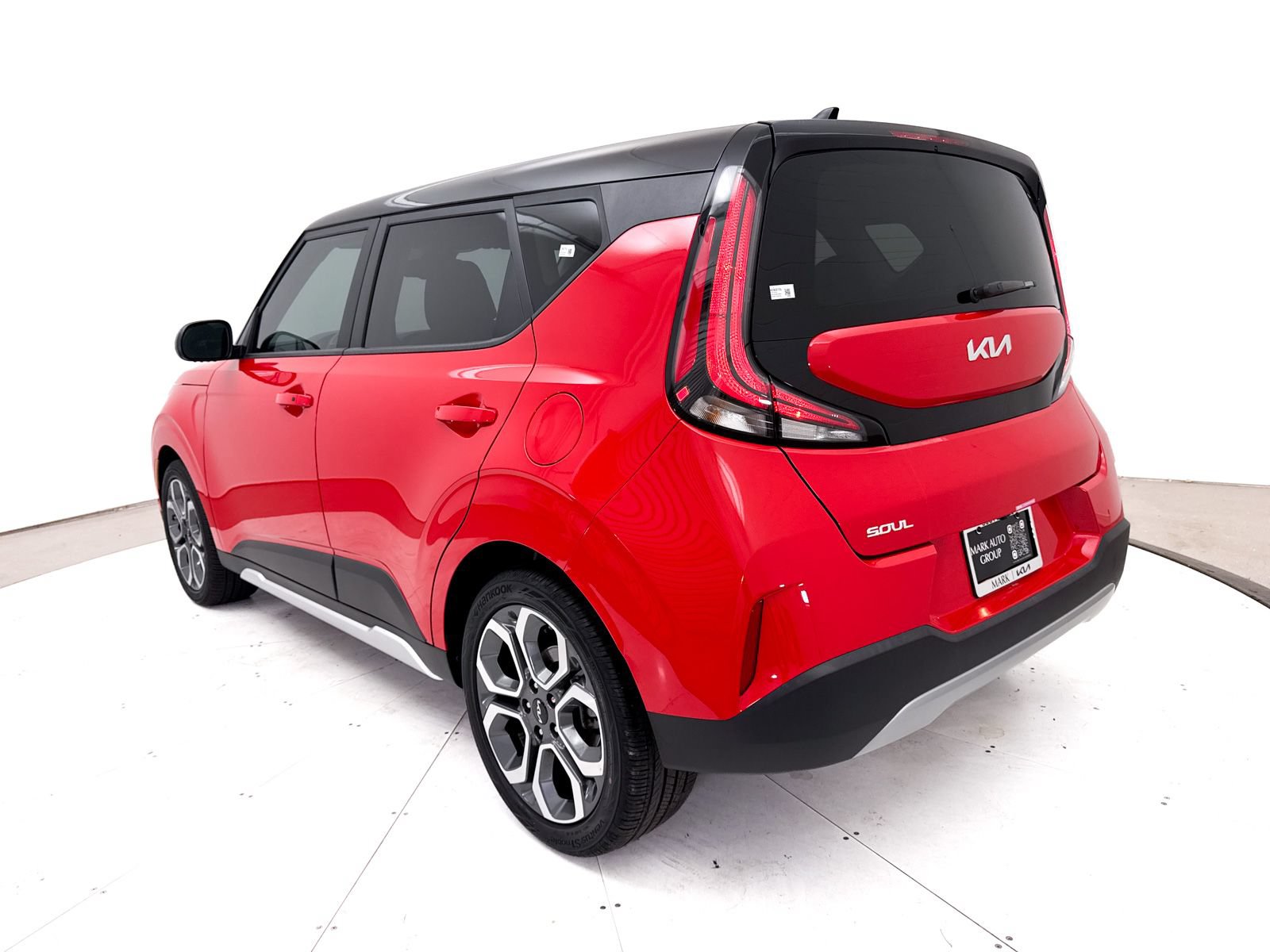 Certified 2025 Kia Soul EX FWD image 17