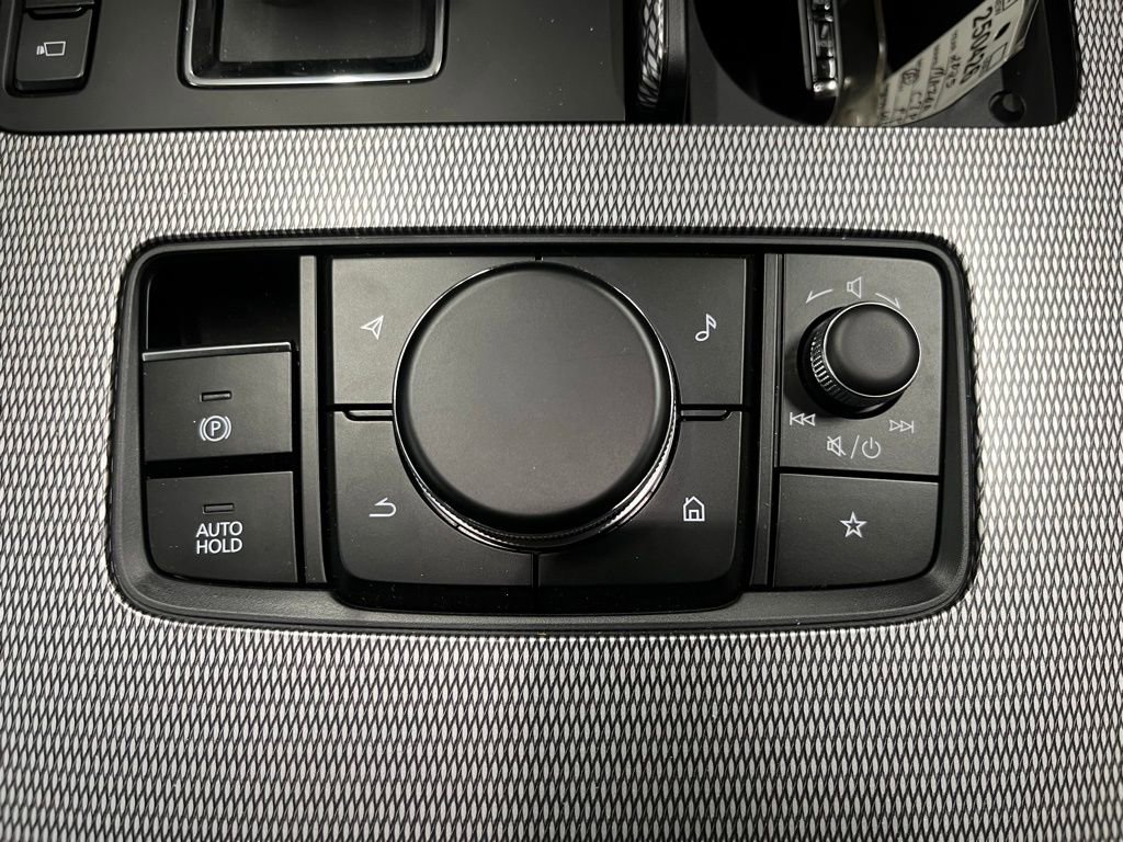 New 2025 MAZDA CX-70 Plug-In Hybrid w/ Premium Plus image 14
