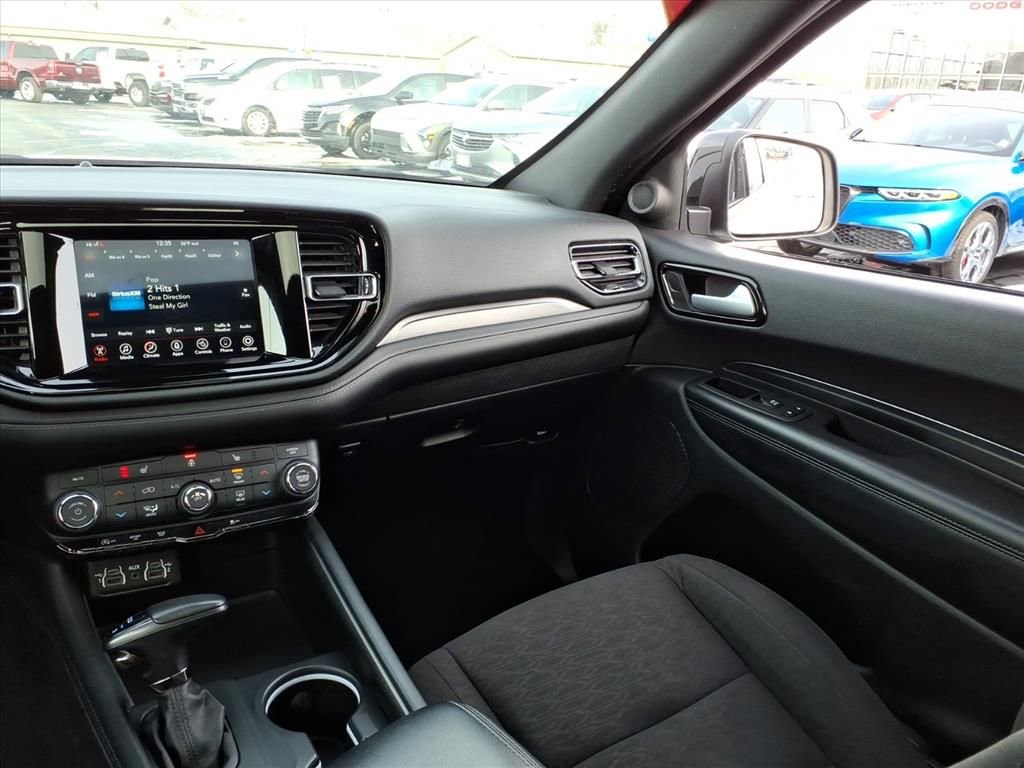 Used 2024 Dodge Durango SXT image 24