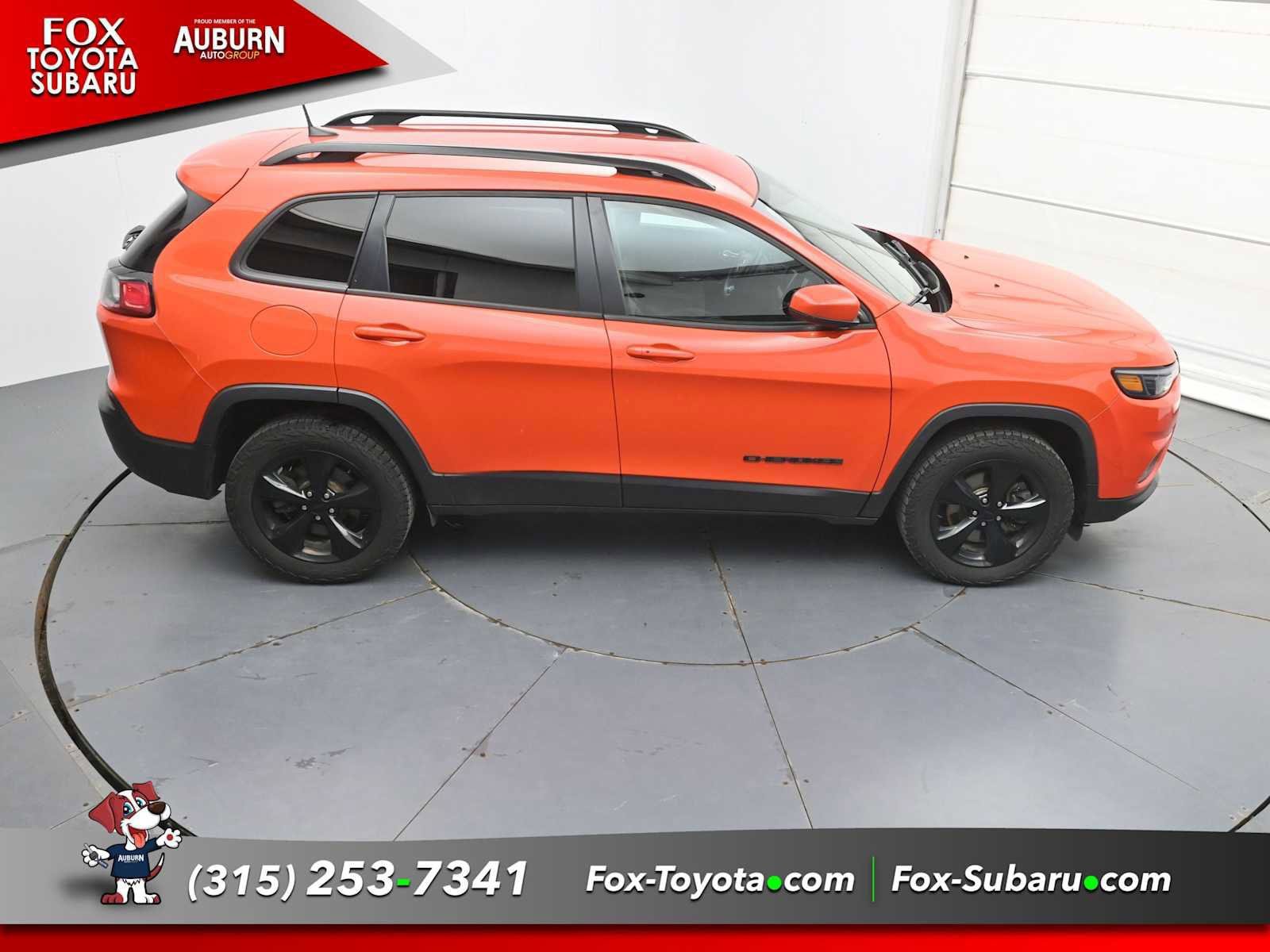 Used 2021 Jeep Cherokee Latitude Plus AWD/4WD image 30