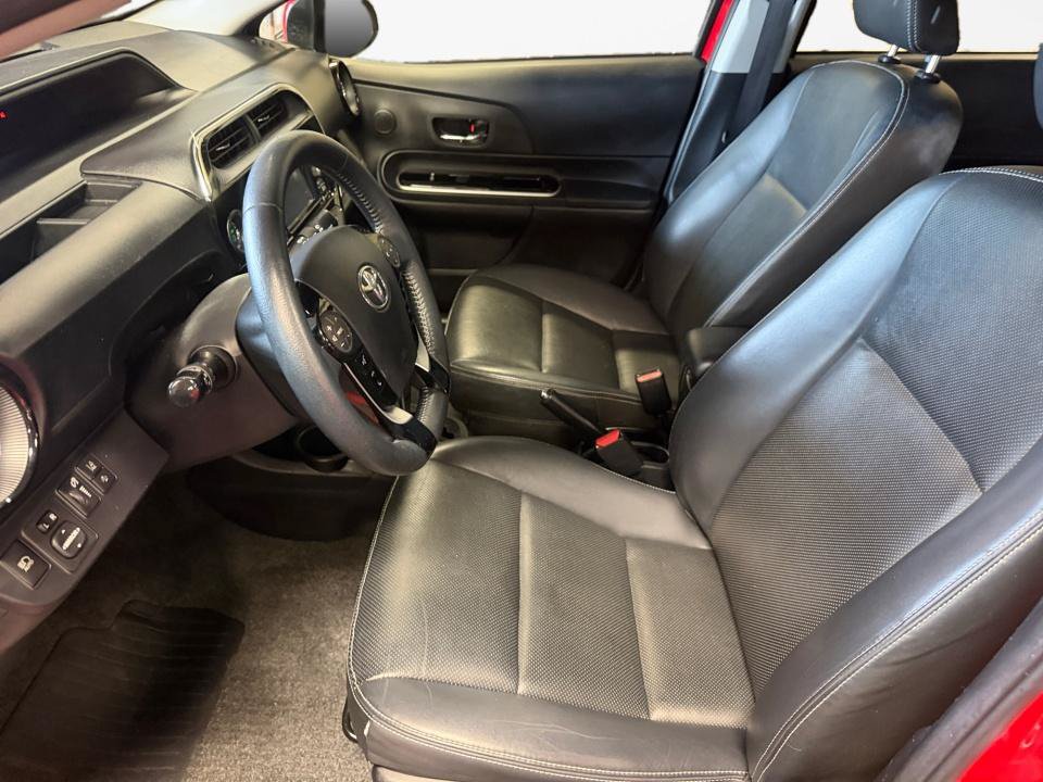 Used 2018 Toyota Prius C Four FWD image 11