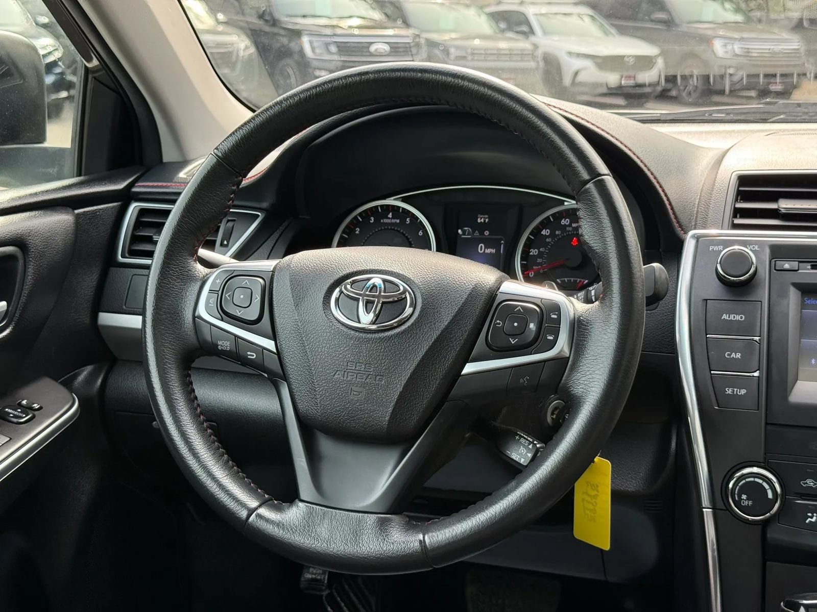 Used 2017 Toyota Camry SE w/ Moonroof Package FWD image 17