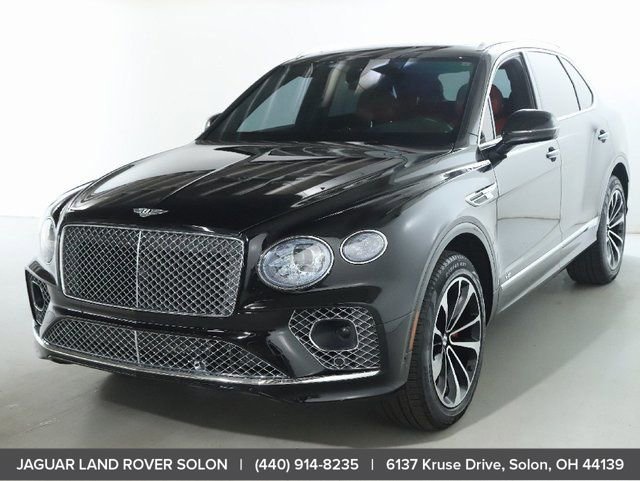 Used 2022 Bentley Bentayga image 1