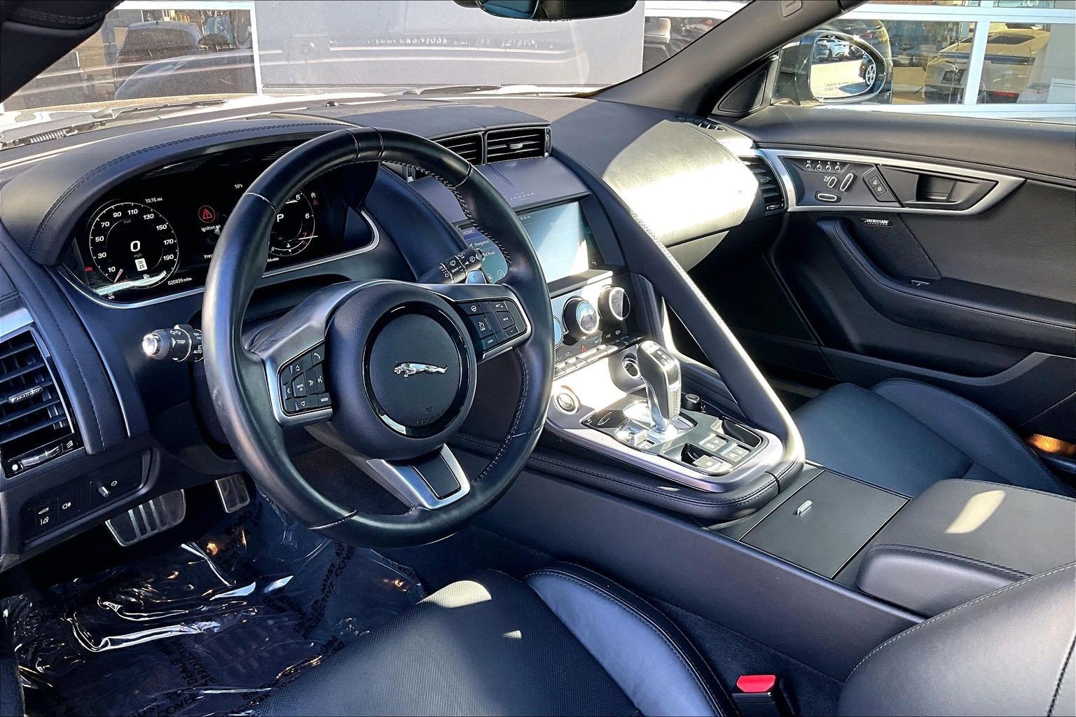 Used 2022 Jaguar F-TYPE Coupe image 14