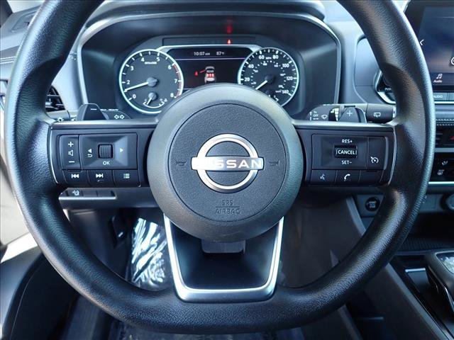 Used 2024 Nissan Rogue S AWD/4WD image 12