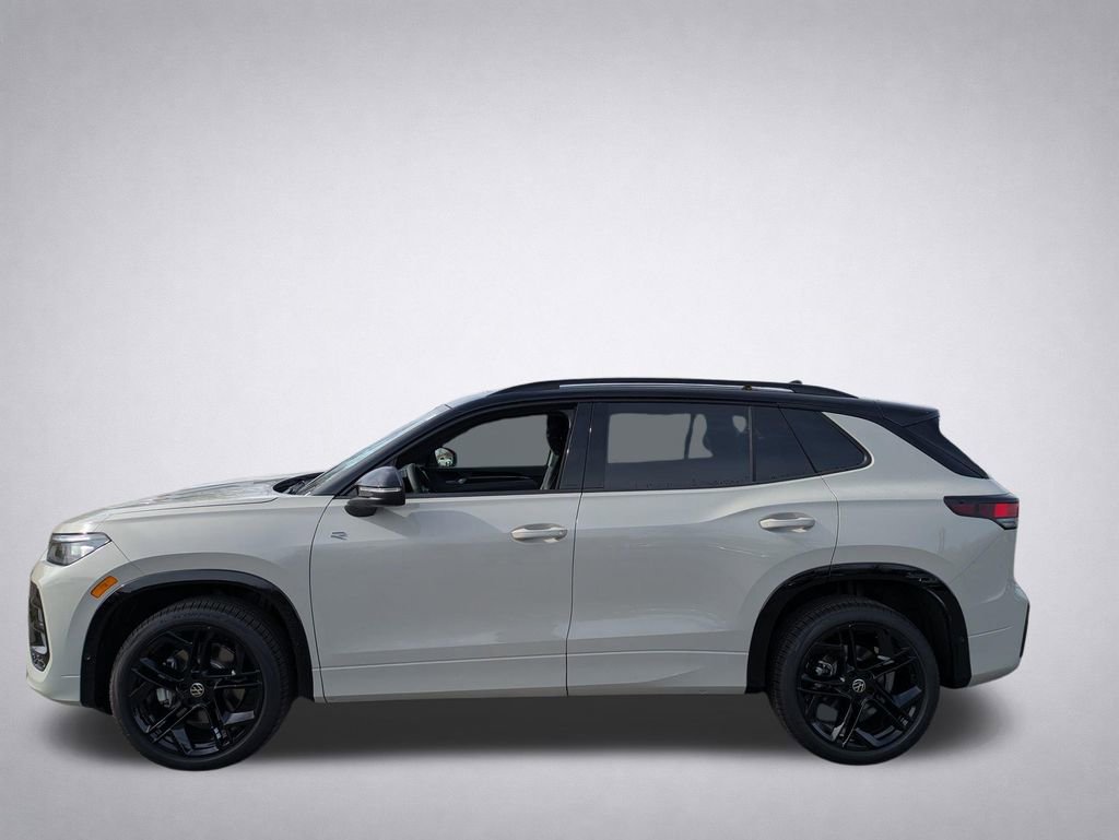 New 2026 Volkswagen Tiguan SE R-Line image 6