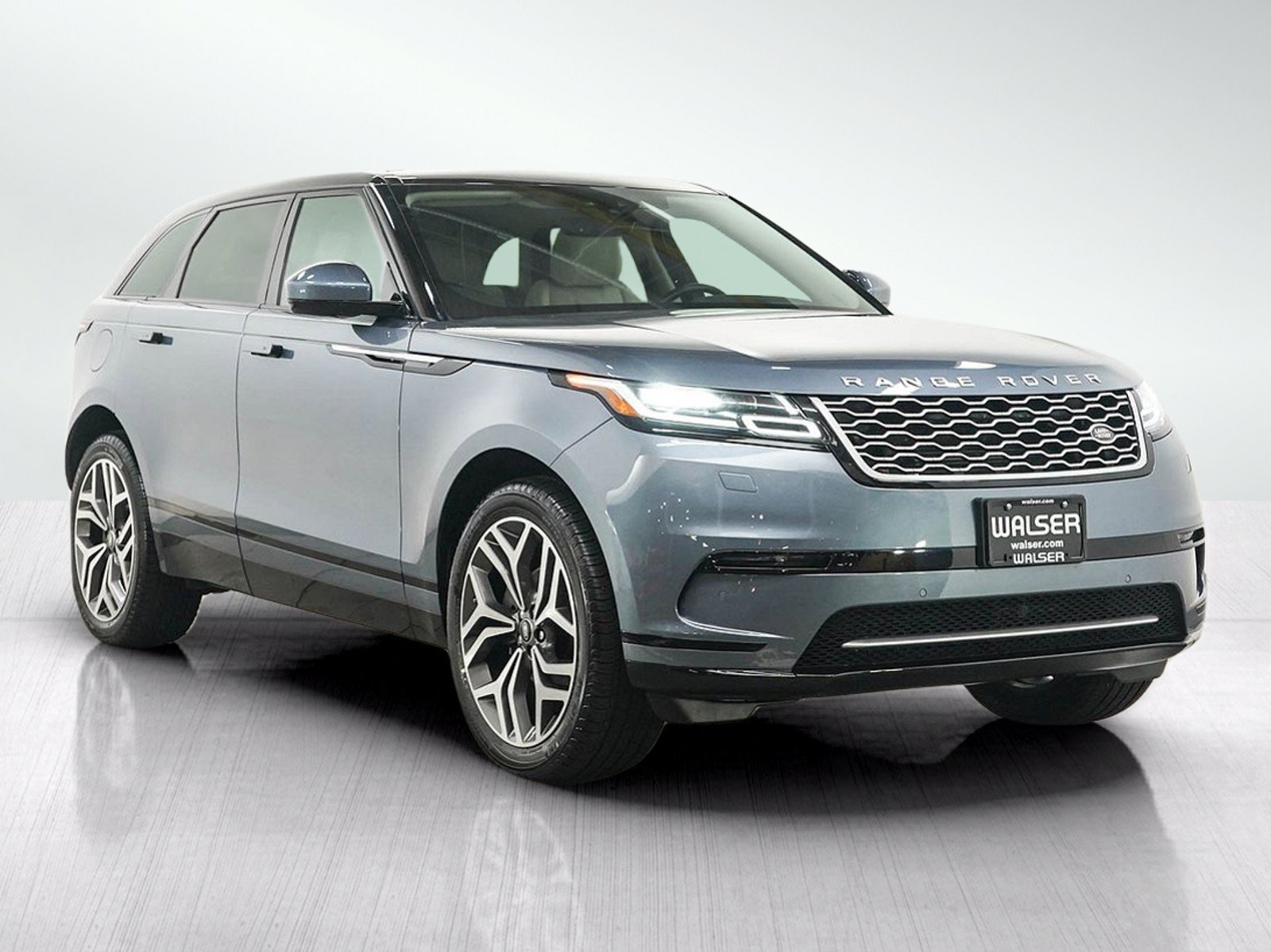 Used 2020 Land Rover Range Rover Velar S AWD/4WD image 7
