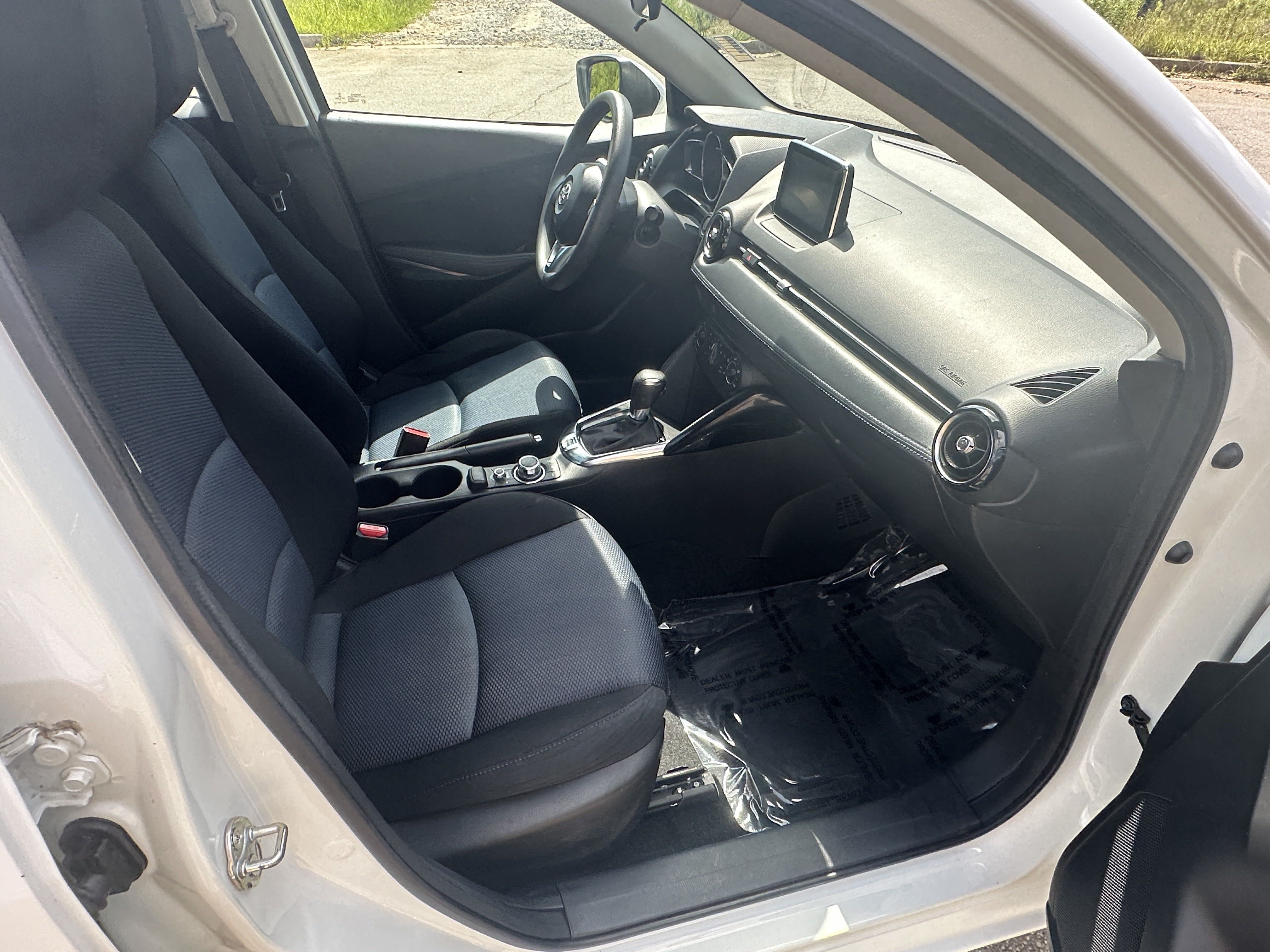 Used 2018 Toyota Yaris iA FWD image 13