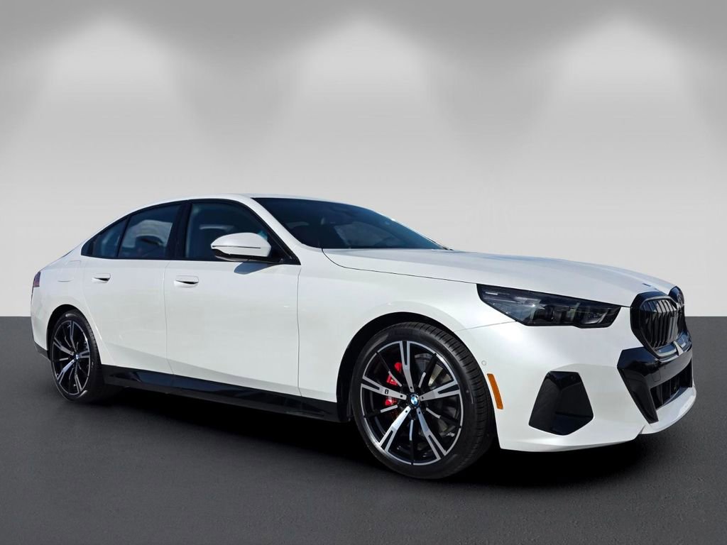 New 2026 BMW 530i w/ M Sport Package RWD image 1
