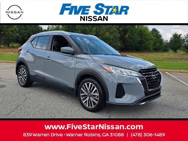 Used 2023 Nissan Kicks SV FWD image 1