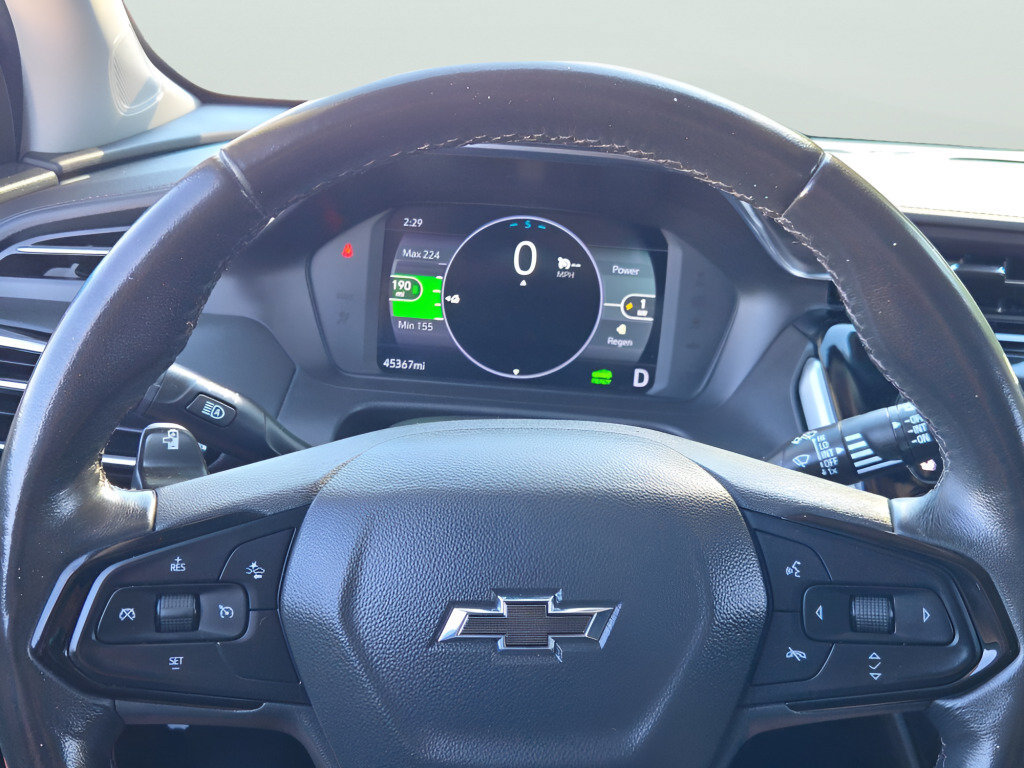 Certified 2023 Chevrolet Bolt EUV LT w/ Comfort Package FWD image 38